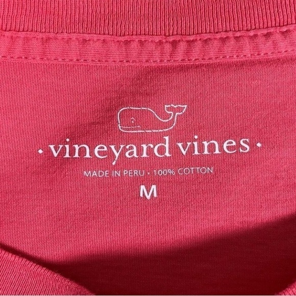 Vineyard Vines Tropical Mahi Christmas
Jetty Red crewneck holiday casual T-Shirt - Picture 3 of 7